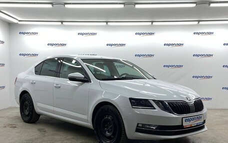 Skoda Octavia, 2017 год, 2 400 000 рублей, 2 фотография