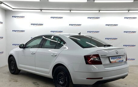 Skoda Octavia, 2017 год, 2 400 000 рублей, 4 фотография