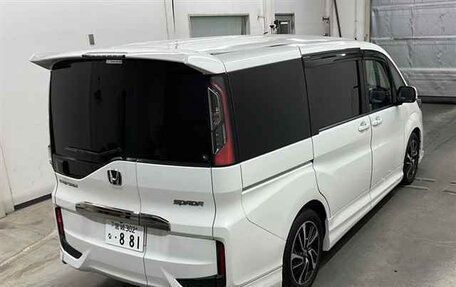 Honda Stepwgn IV, 2018 год, 2 200 000 рублей, 4 фотография