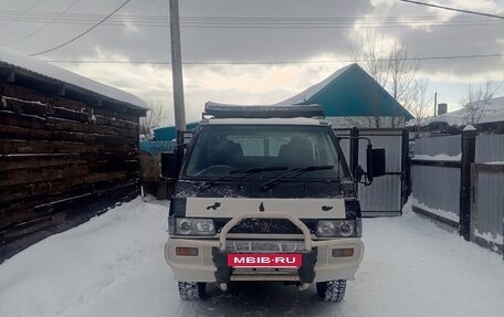 Mitsubishi Delica III, 1991 год, 425 000 рублей, 3 фотография