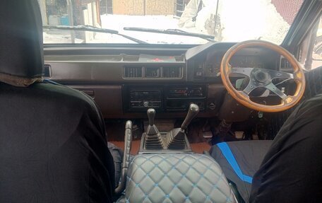 Mitsubishi Delica III, 1991 год, 425 000 рублей, 17 фотография