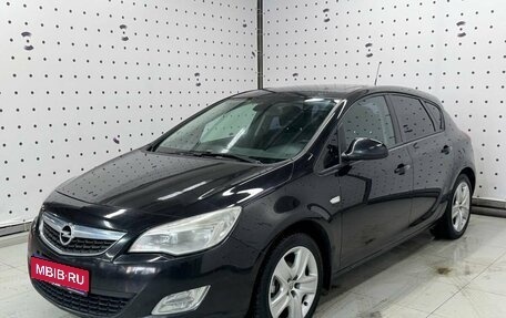 Opel Astra J, 2011 год, 869 000 рублей, 1 фотография