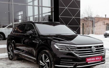 Volkswagen Touareg III, 2019 год, 5 670 000 рублей, 3 фотография