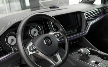 Volkswagen Touareg III, 2019 год, 5 670 000 рублей, 14 фотография