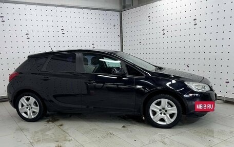 Opel Astra J, 2011 год, 869 000 рублей, 4 фотография