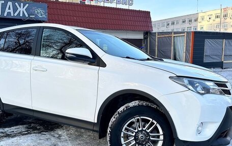 Toyota RAV4, 2014 год, 2 060 000 рублей, 2 фотография