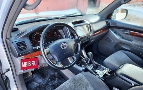 Toyota Land Cruiser 200, 2007 год, 2 200 000 рублей, 2 фотография