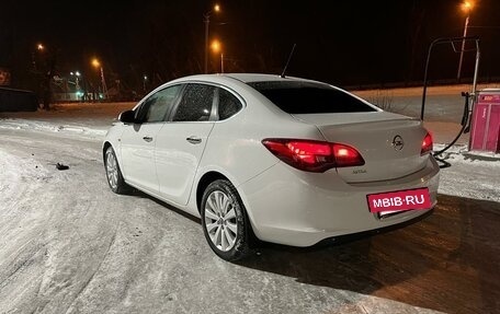 Opel Astra J, 2013 год, 1 100 000 рублей, 5 фотография