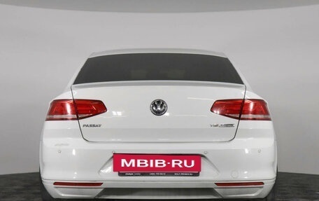 Volkswagen Passat B8 рестайлинг, 2016 год, 2 318 239 рублей, 6 фотография