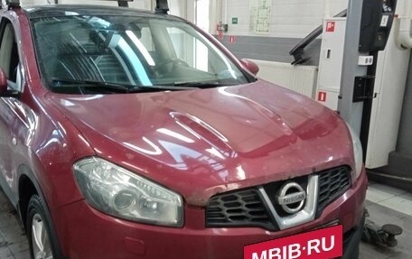 Nissan Qashqai, 2011 год, 870 000 рублей, 2 фотография