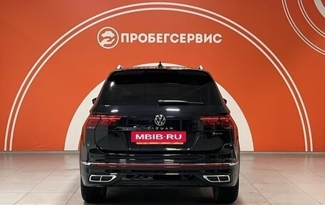 Volkswagen Tiguan II, 2022 год, 3 560 000 рублей, 6 фотография