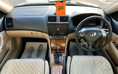 Honda Accord VII рестайлинг, 2003 год, 809 000 рублей, 16 фотография