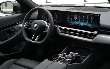 BMW 5 серия, 2024 год, 9 520 000 рублей, 16 фотография