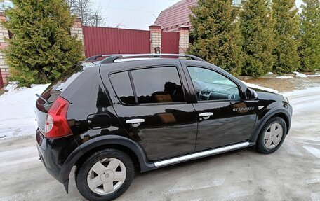 Renault Sandero I, 2011 год, 730 000 рублей, 2 фотография