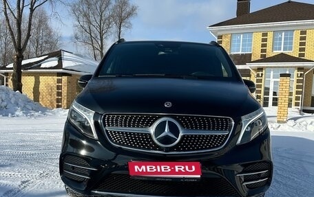 Mercedes-Benz V-Класс, 2021 год, 8 700 000 рублей, 3 фотография