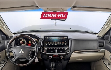 Mitsubishi Pajero IV, 2019 год, 3 995 000 рублей, 14 фотография