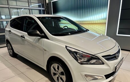 Hyundai Solaris II рестайлинг, 2015 год, 1 150 000 рублей, 3 фотография