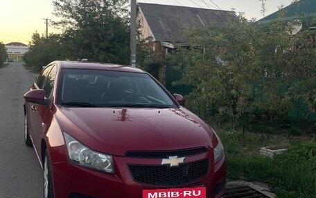 Chevrolet Cruze II, 2010 год, 620 000 рублей, 4 фотография