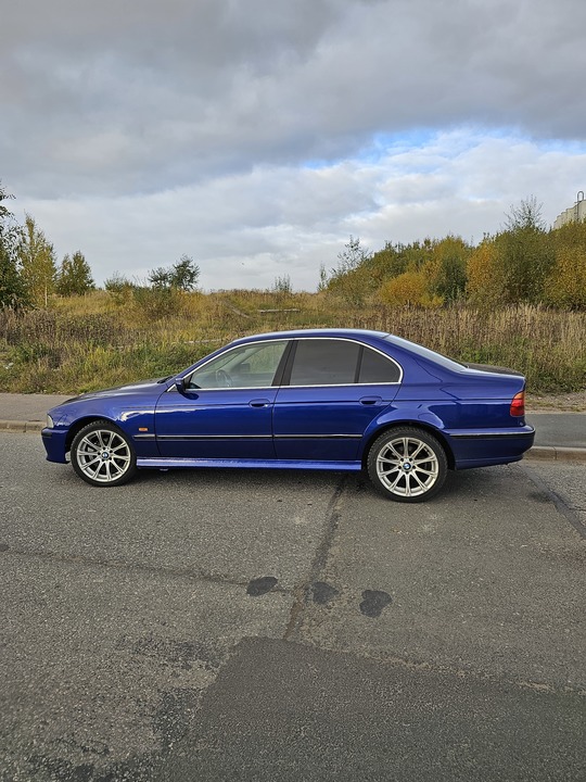 BMW 5 серия E39, 1998 год, 1 570 000 рублей, 2 фотография