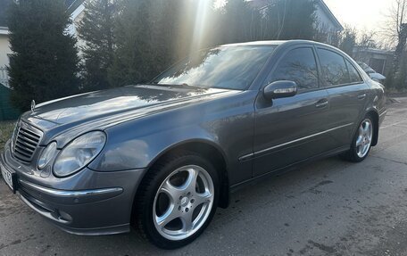 Mercedes-Benz E-Класс, 2004 год, 730 000 рублей, 2 фотография