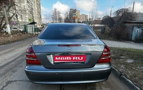 Mercedes-Benz E-Класс, 2004 год, 730 000 рублей, 9 фотография