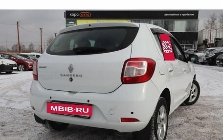 Renault Sandero II рестайлинг, 2014 год, 690 000 рублей, 3 фотография