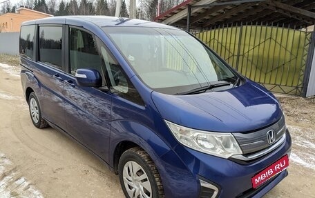 Honda Stepwgn IV, 2015 год, 1 760 000 рублей, 2 фотография