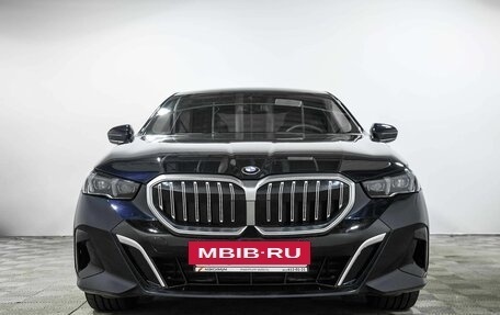 BMW 5 серия, 2024 год, 8 800 000 рублей, 3 фотография