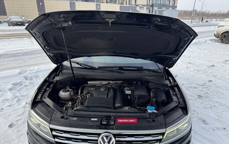 Volkswagen Tiguan II, 2019 год, 2 600 000 рублей, 10 фотография