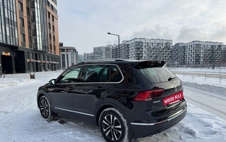 Volkswagen Tiguan II, 2019 год, 2 600 000 рублей, 5 фотография