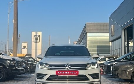 Volkswagen Touareg III, 2017 год, 3 799 000 рублей, 2 фотография