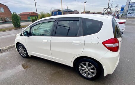 Honda Fit III, 2011 год, 830 000 рублей, 5 фотография