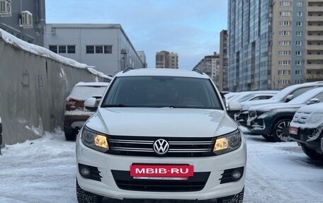 Volkswagen Tiguan I, 2012 год, 999 000 рублей, 2 фотография