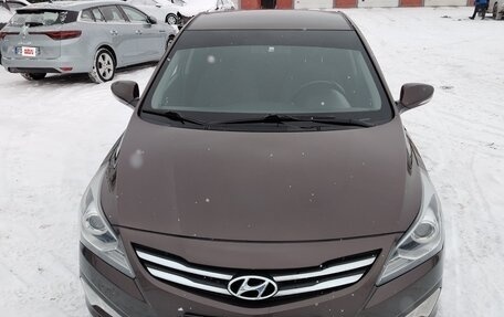 Hyundai Solaris II рестайлинг, 2014 год, 930 000 рублей, 2 фотография