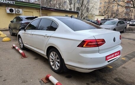 Volkswagen Passat B8 рестайлинг, 2017 год, 2 250 000 рублей, 2 фотография