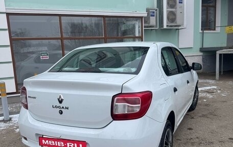 Renault Logan II, 2019 год, 820 000 рублей, 4 фотография