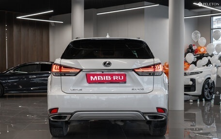 Lexus RX IV рестайлинг, 2019 год, 4 170 000 рублей, 6 фотография