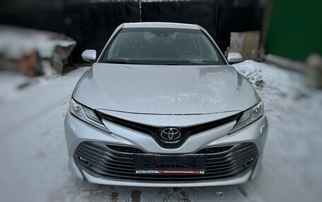 Toyota Camry, 2020 год, 3 250 000 рублей, 3 фотография