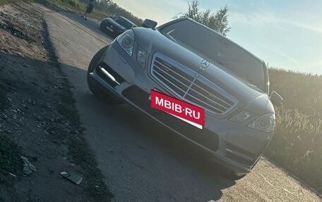 Mercedes-Benz E-Класс, 2010 год, 1 550 000 рублей, 2 фотография