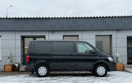 Volkswagen Caravelle T6 рестайлинг, 2016 год, 2 910 000 рублей, 4 фотография