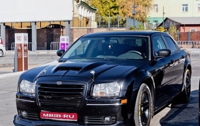 Chrysler 300C II, 2004 год, 1 700 000 рублей, 1 фотография