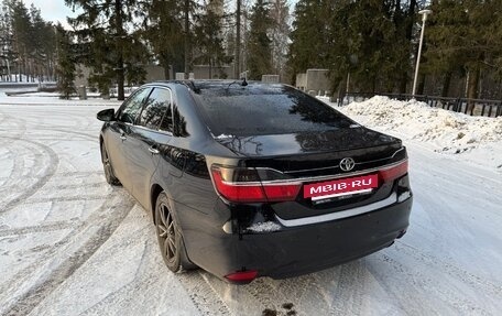 Toyota Camry, 2018 год, 2 300 000 рублей, 2 фотография