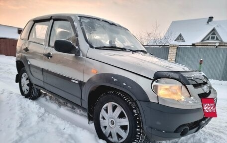 Chevrolet Niva I рестайлинг, 2010 год, 415 000 рублей, 6 фотография