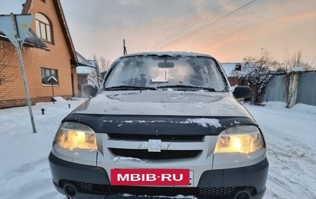 Chevrolet Niva I рестайлинг, 2010 год, 415 000 рублей, 7 фотография