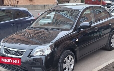 KIA Rio II, 2010 год, 620 000 рублей, 2 фотография