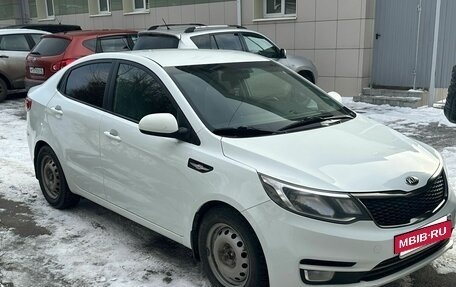 KIA Rio III рестайлинг, 2016 год, 750 000 рублей, 2 фотография