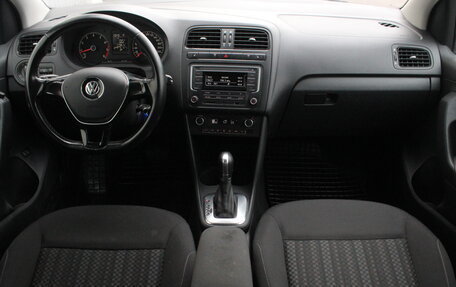 Volkswagen Polo VI (EU Market), 2016 год, 955 000 рублей, 14 фотография