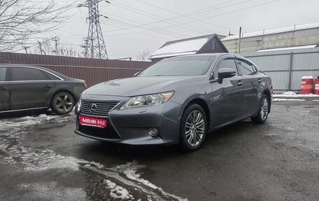 Lexus ES VII, 2014 год, 2 300 000 рублей, 1 фотография