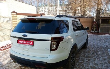 Ford Explorer VI, 2013 год, 2 400 000 рублей, 1 фотография