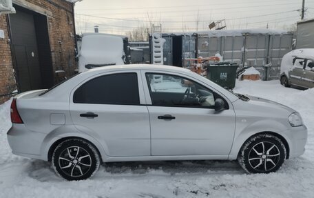 Chevrolet Aveo III, 2009 год, 500 000 рублей, 7 фотография